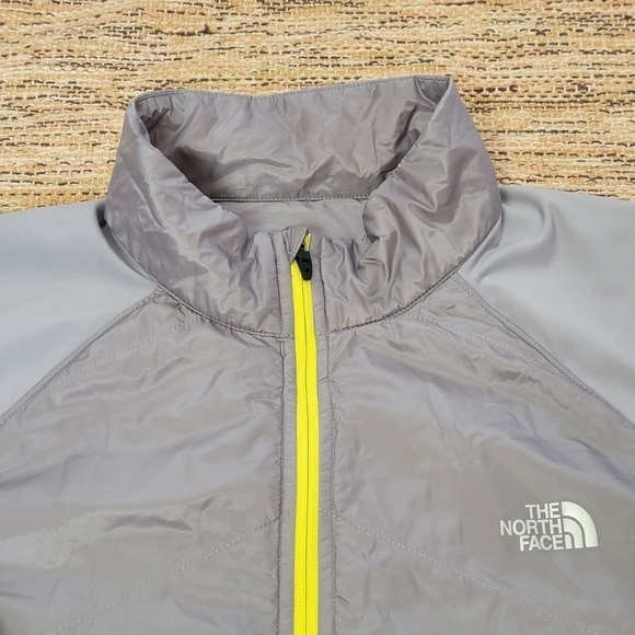 The North Face Primaloft Pertex Quantum Running Jacket - Picture 14 of 16